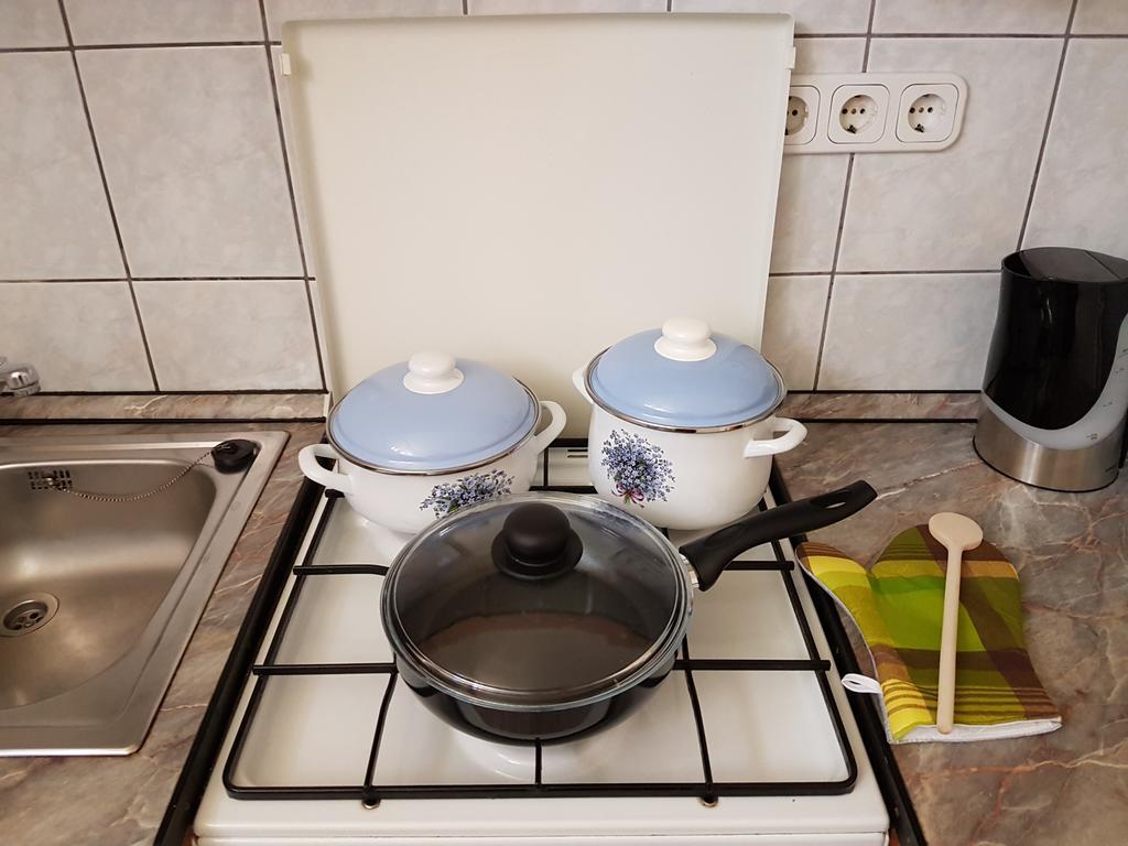 Apartman Kaszas Central Mosonmagyaróvár Buitenkant foto